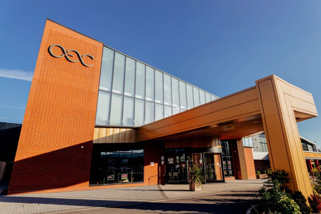 Work Christmas Party Venue Sheffield - Corporate Christmas Party Venue - OEC Sheffield